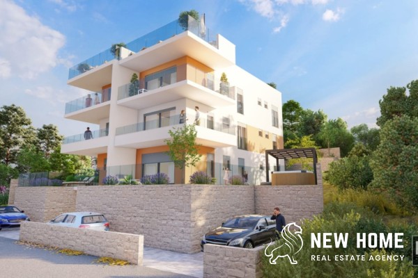 Trogir-Atraktivni apartmani s otvorenim pogledom na more
