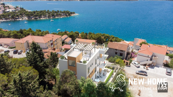 Trogir-Modernes Apartment mit offenem Meerblick