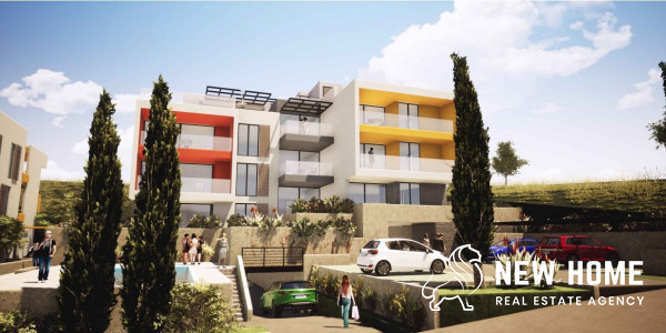 TROGIR – CIOVO Dvosobni penthouse stan s krovnom terasom