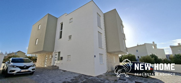 Your Mediterranean Retreat by the Sea – Modern New-Build Apartment with Sea Views