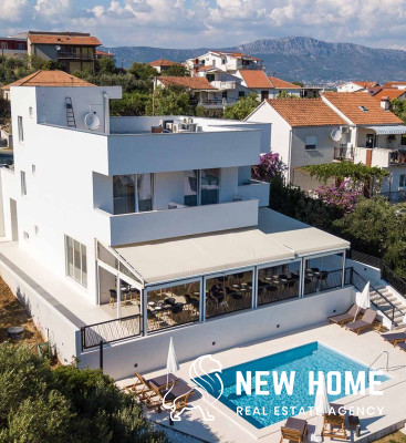 Modern villa with pool by the sea
