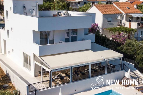 Modern villa with pool by the sea