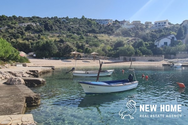 Hanggrundstück mit unverbaubarem Meerblick
