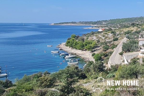 Hanggrundstück mit unverbaubarem Meerblick